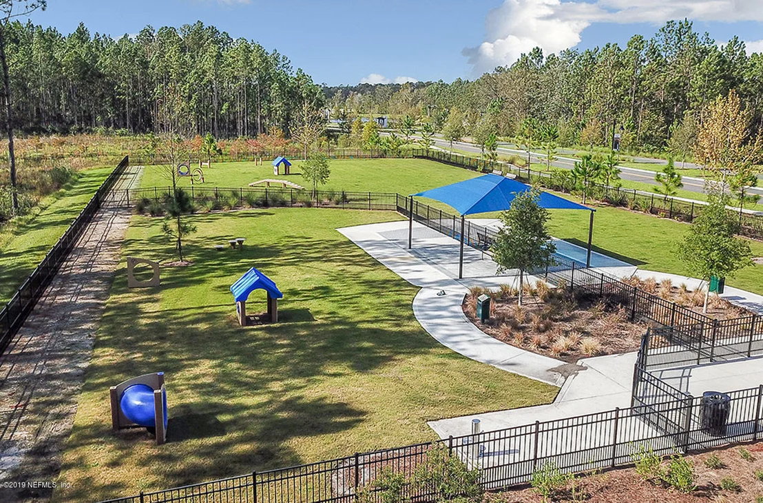 Photo of 206 BROADLEAF Lane