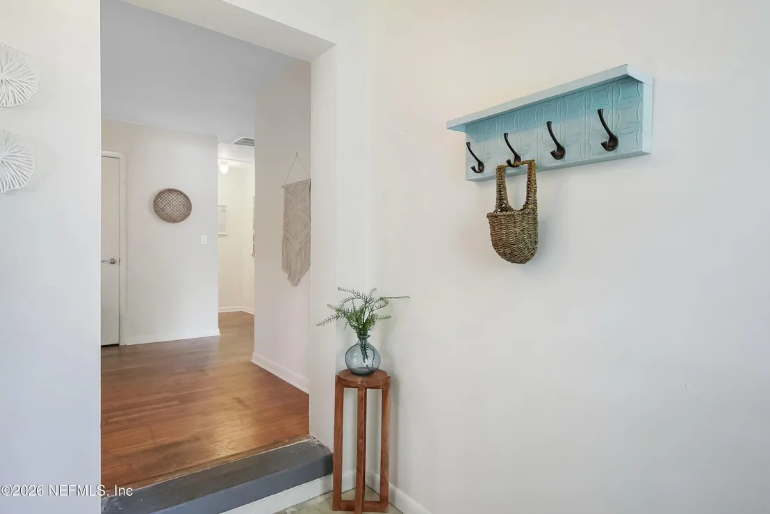 Photo of 244 RAVENSWOOD Drive