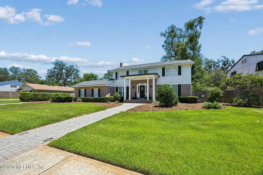 Photo of 2321 EGREMONT Drive