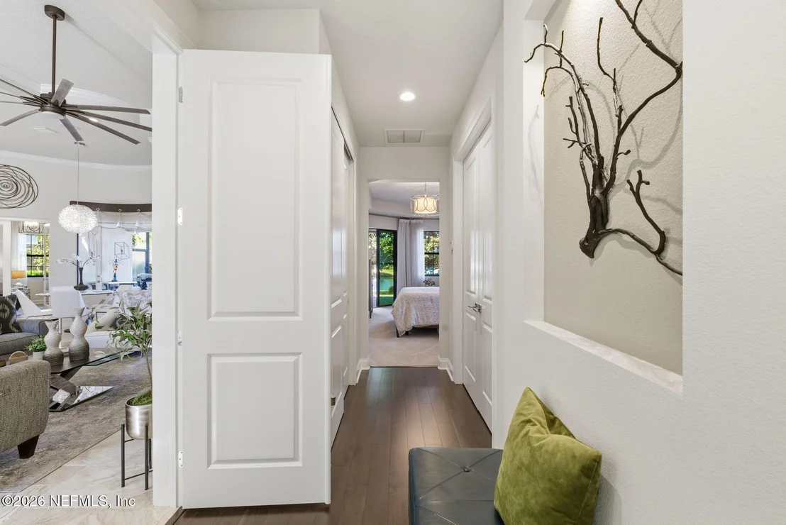 Photo of 213 CONSERVATORY Drive