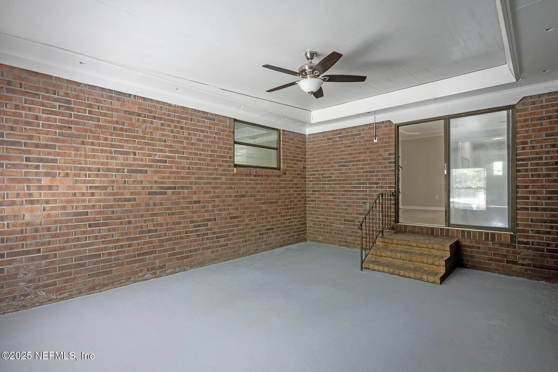 Photo of 2576 BOTTOMRIDGE Drive