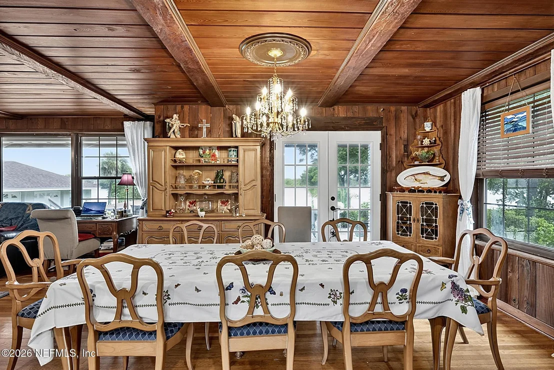 Photo of 1375 CEDAR BAY Road