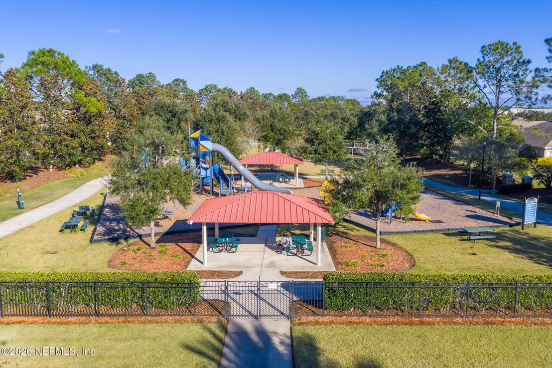 Photo of 2325 LINKS Drive