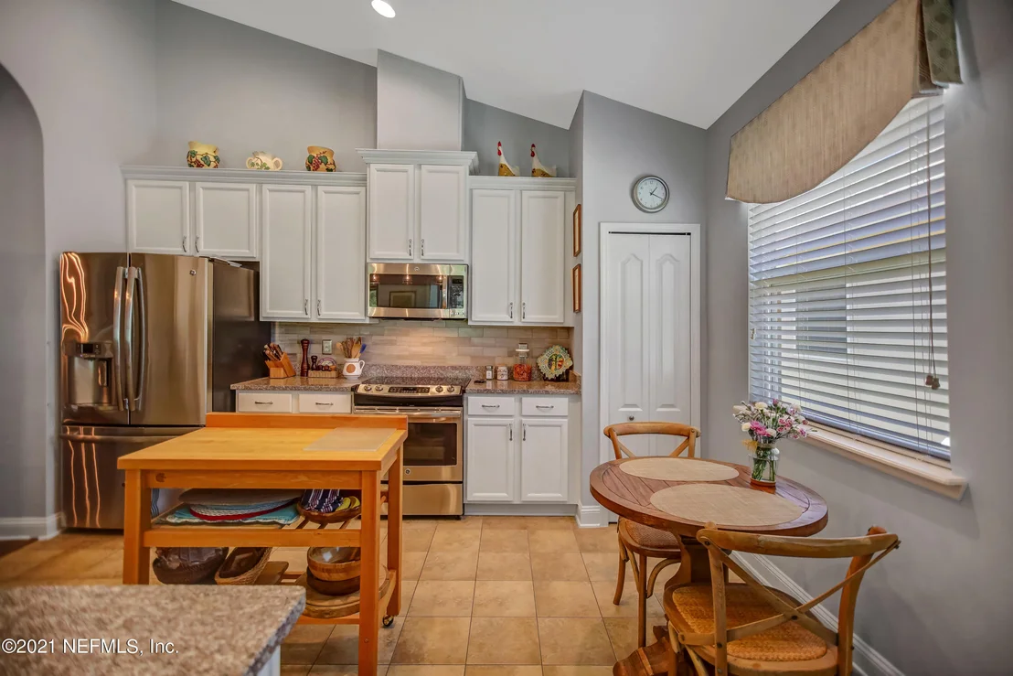 Photo of 584 N LEGACY Trail