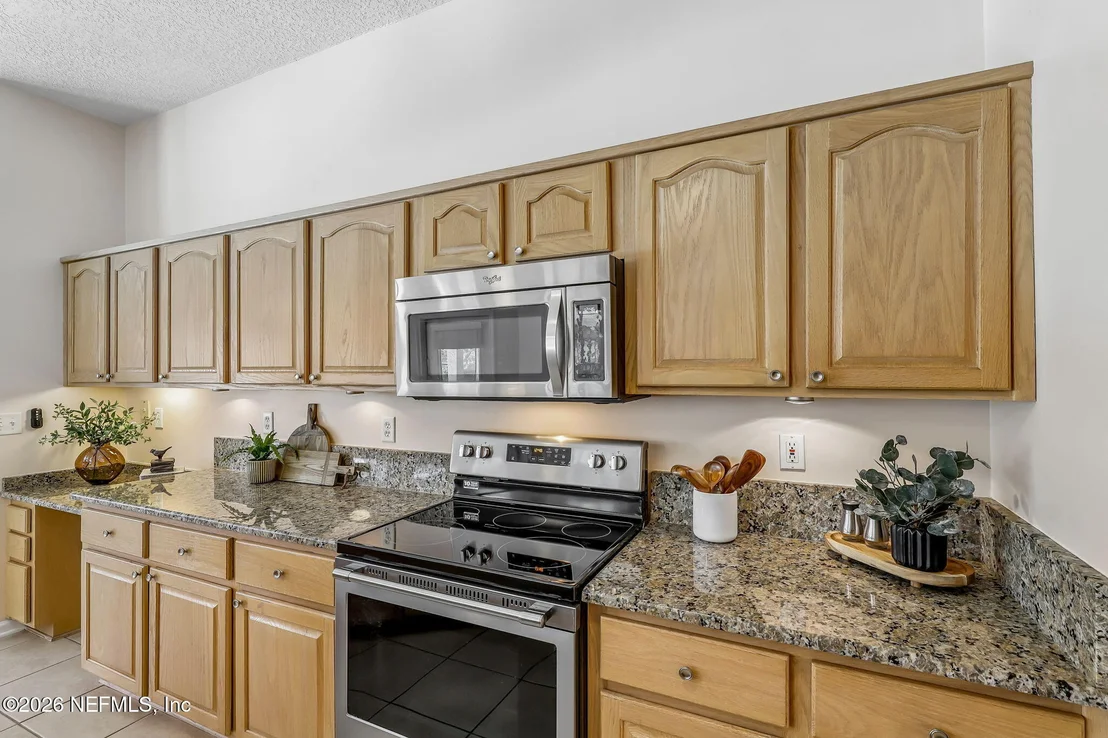 Photo of 2567 SPRING MEADOWS Drive