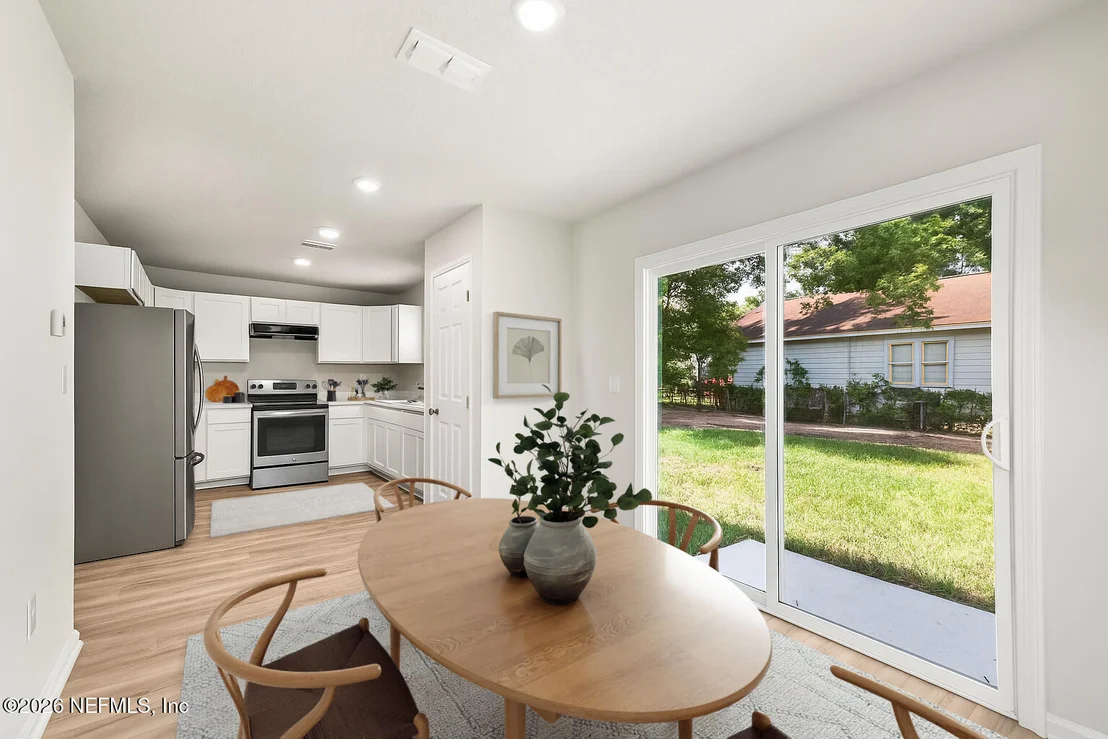 Photo of 5704 BENEDICT Road