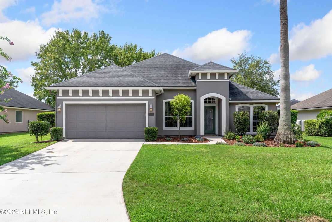 Photo of 913 E TERRANOVA Way