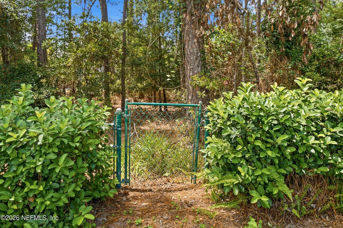 Photo of 8688 ROLLING BROOK Lane