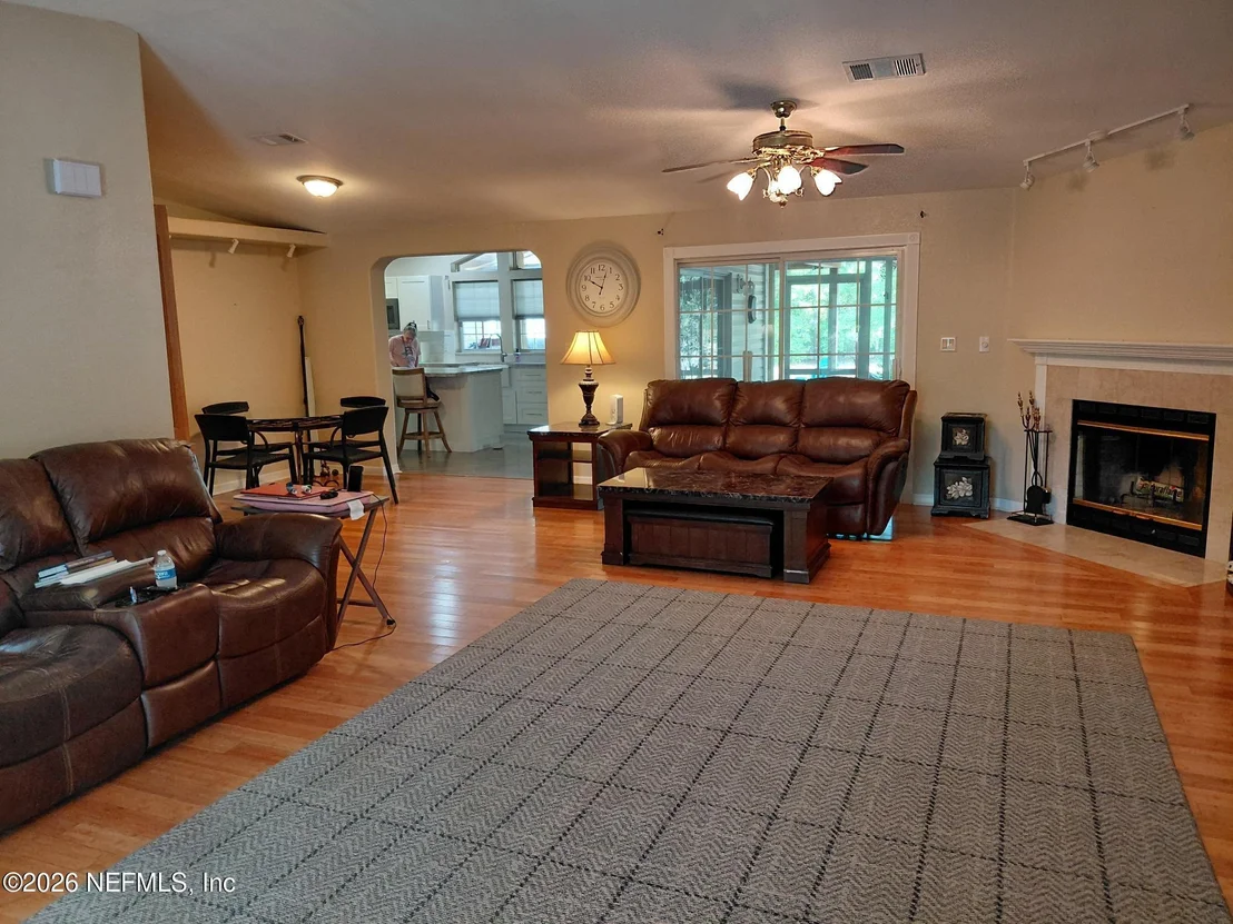Photo of 118 ROBIN Road