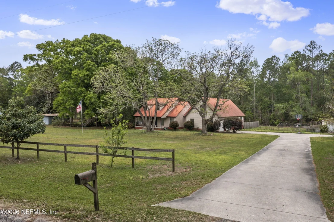 Photo of 7891 RED TOP Road