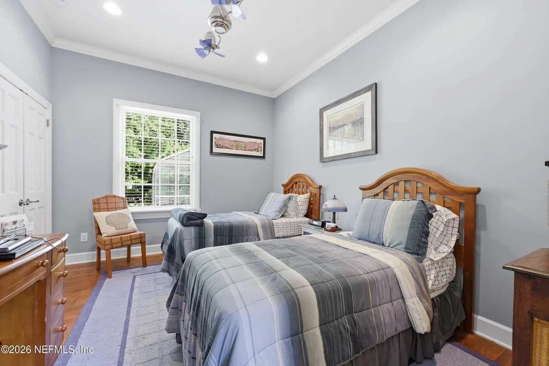 Photo of 13200 MANDARIN Road