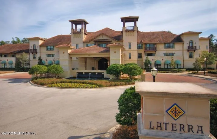 Photo of Unit 111 at 965 REGISTRY Boulevard