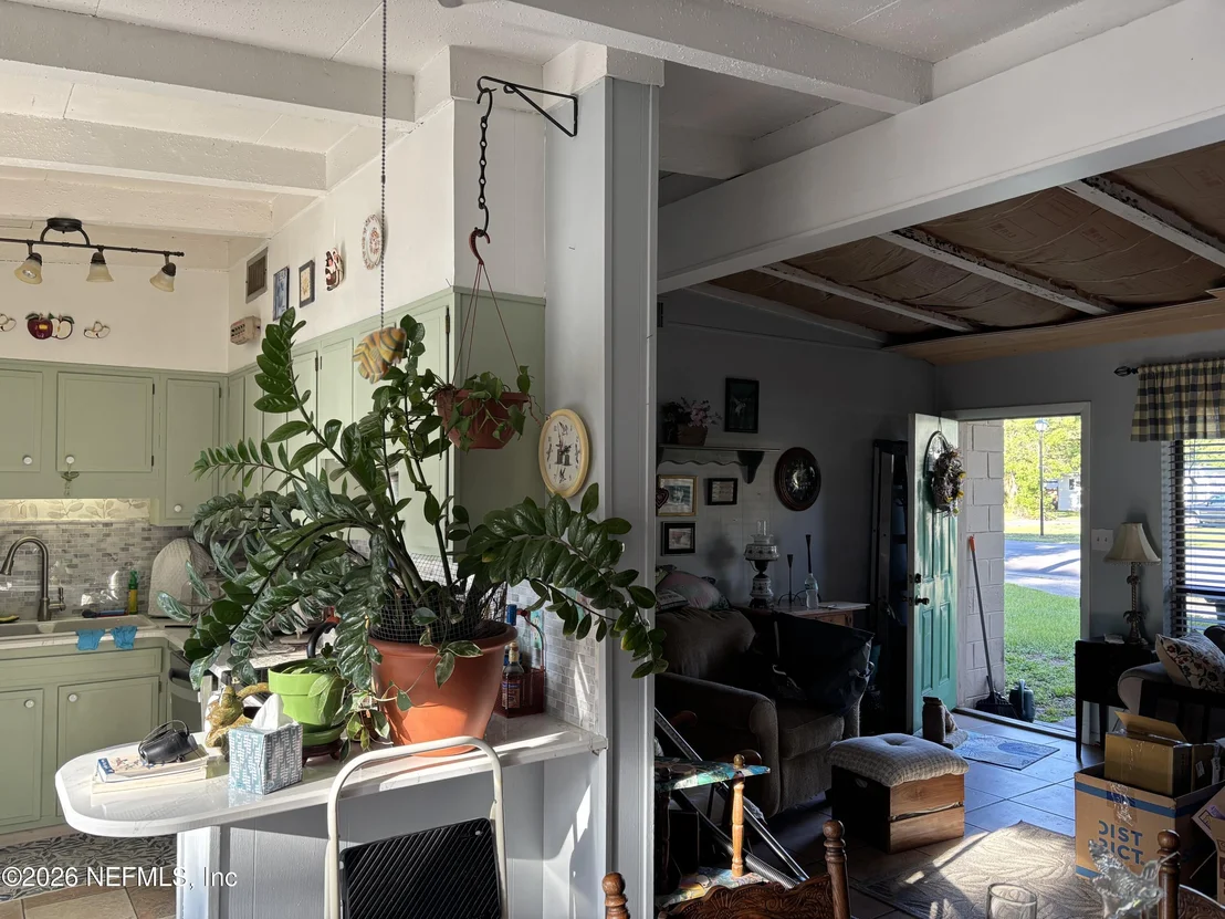 Photo of 1619 SUNSET Drive