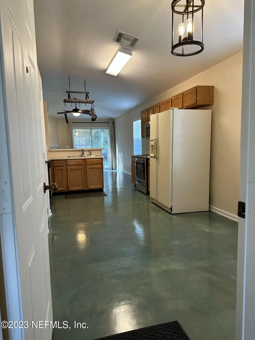 Photo of 209 IVY LAKES Drive