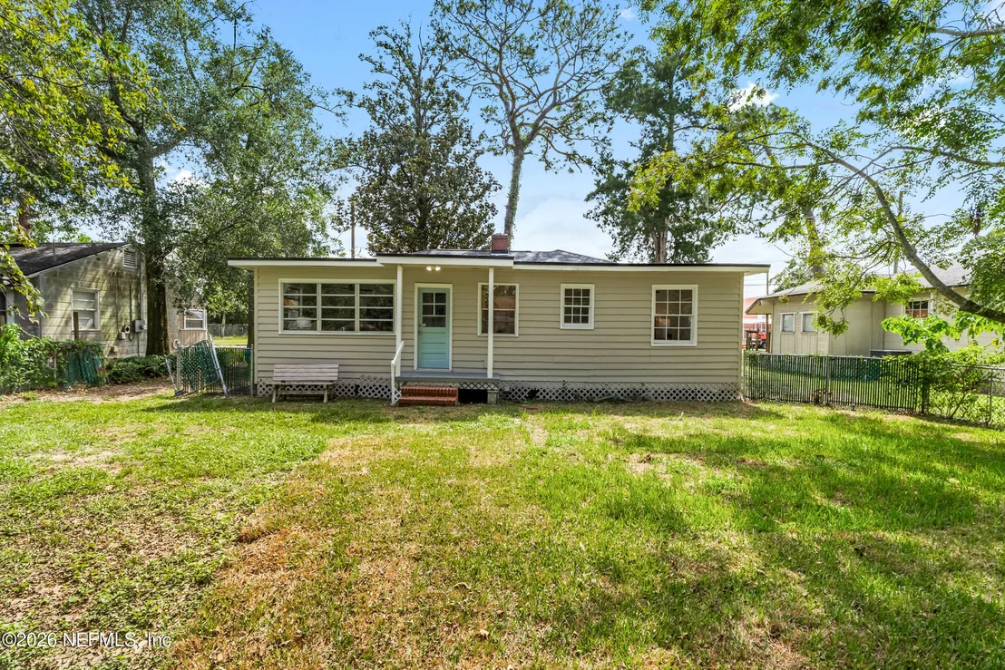 Photo of 4609 CAMBRIDGE Road