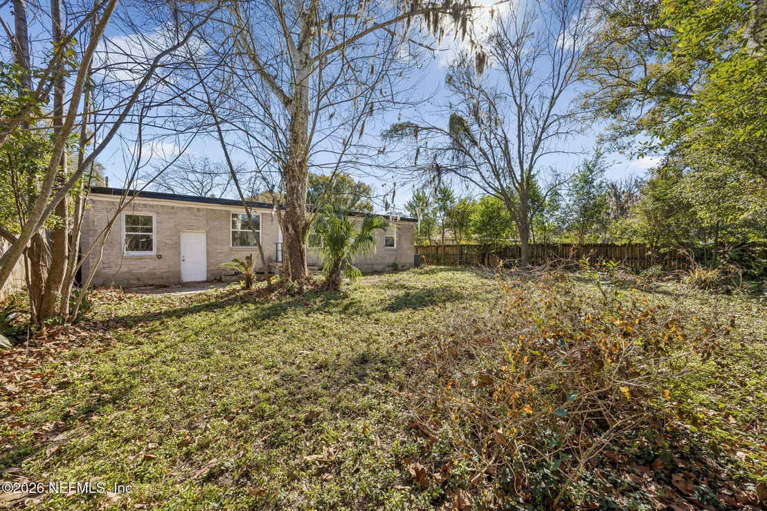 Photo of 426 AIKEN Road