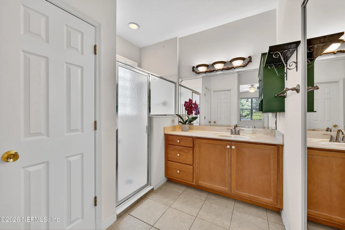 Photo of 1017 RIDGEWOOD Lane