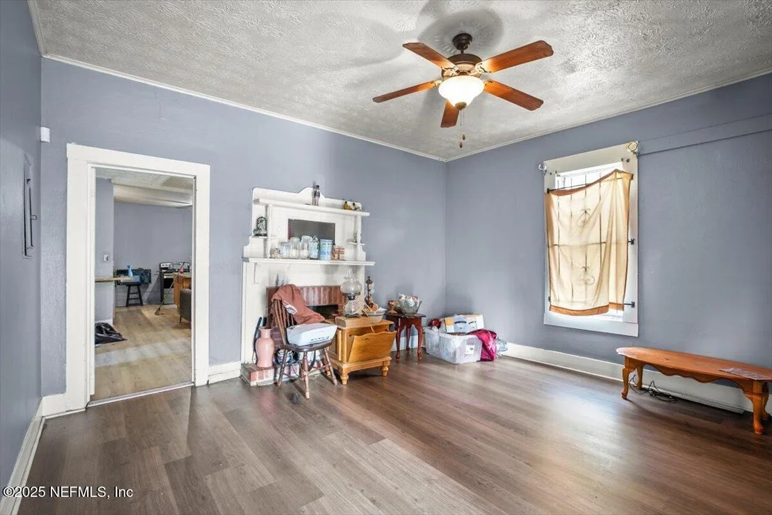 Photo of 412 KING Street