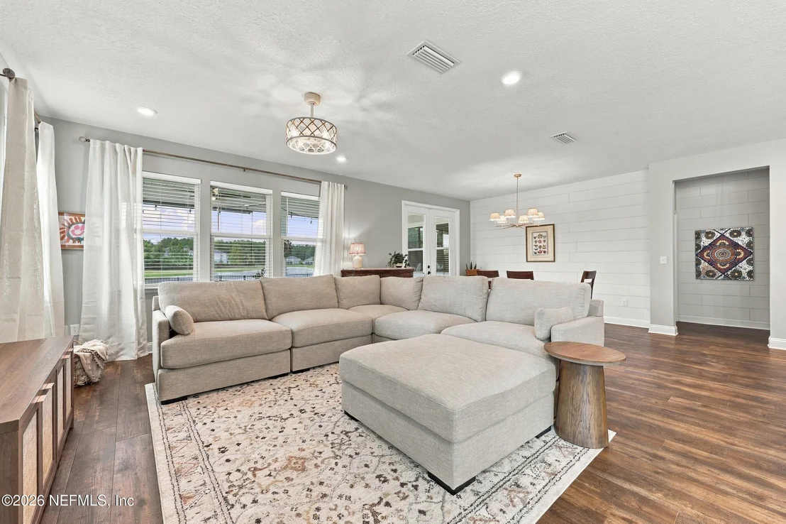 Photo of 645 TRELLIS BAY Drive
