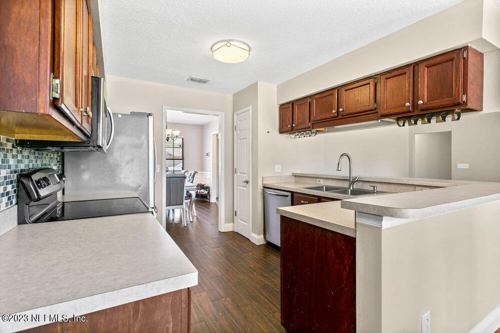 Photo of 8482 CHARLESGATE Circle W