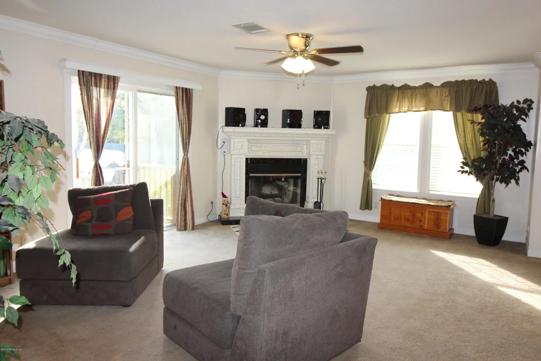Photo of 1493 BRANGUS Road
