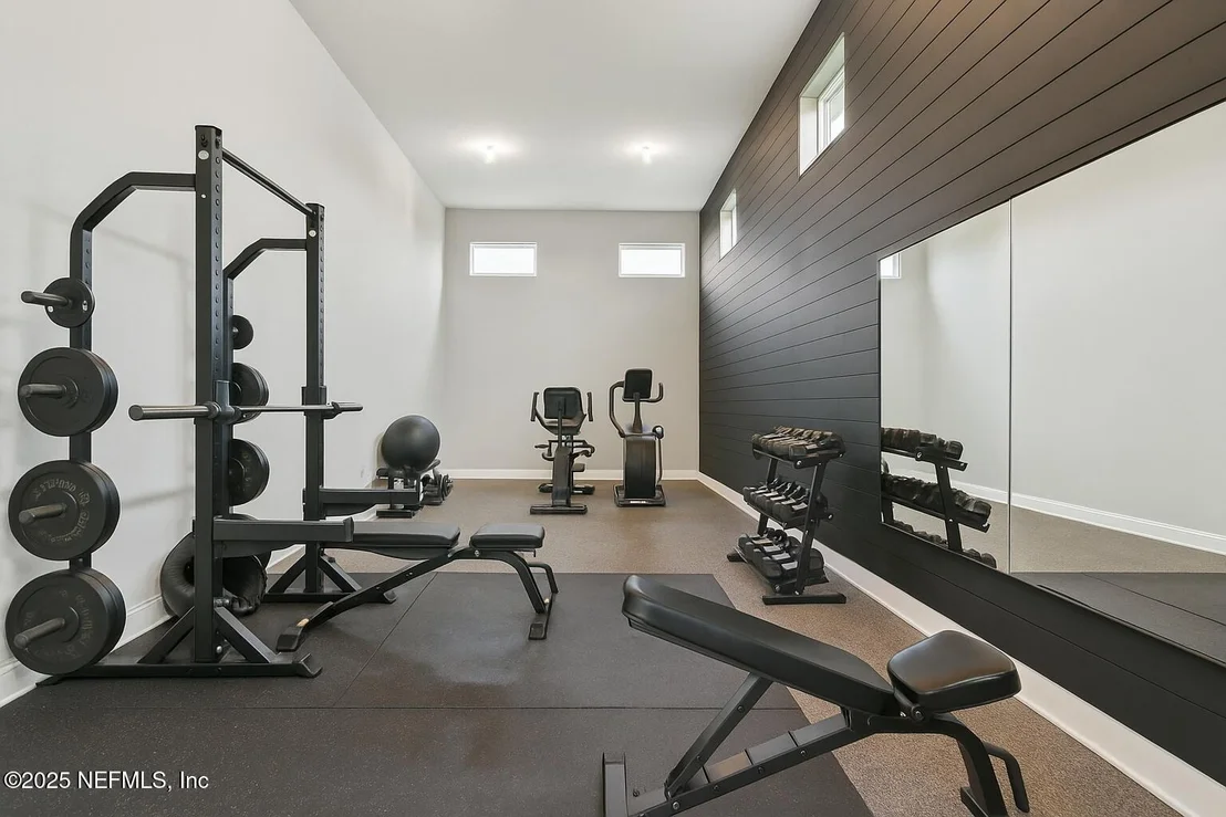 Photo of 85558 FALL RIVER Parkway