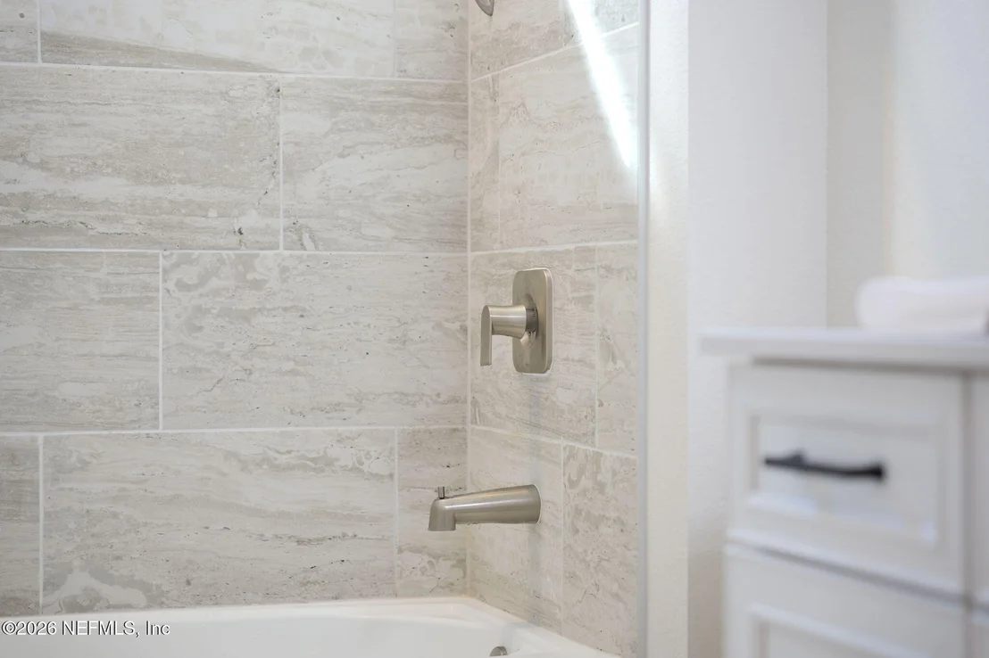Photo of 403 LADYSLIPPER Drive