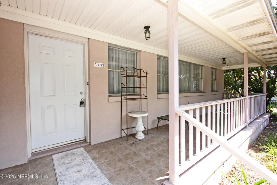 Photo of 4163 TROUT RIVER Boulevard