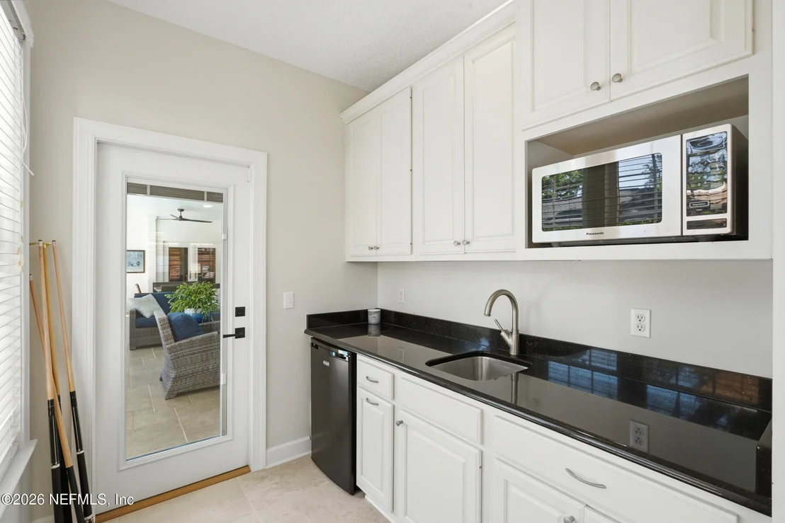 Photo of 9505 KUHN Road