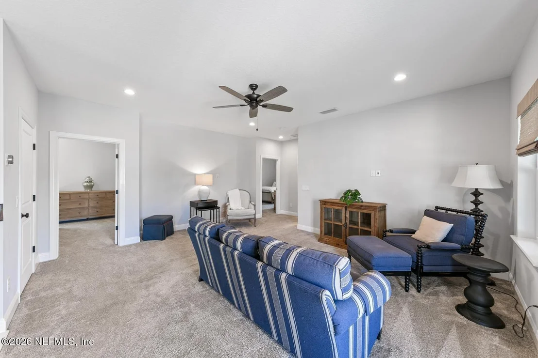 Photo of 566 PARKBLUFF Circle