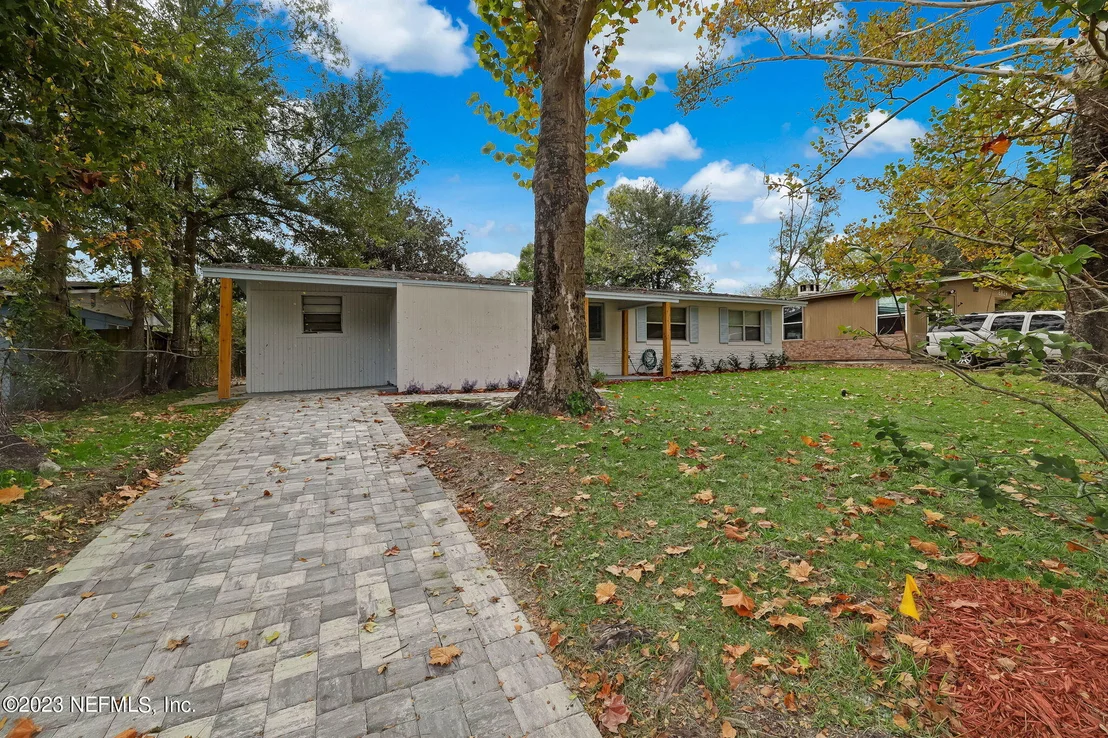 Photo of 6816 CINDERELLA Road