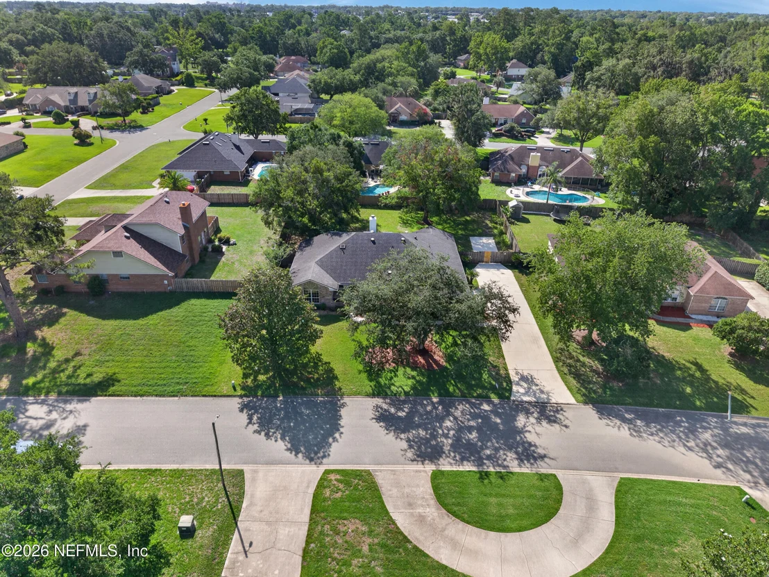 Photo of 655 FINGAL Drive