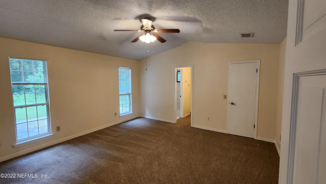 Photo of 1686 SANDY HOLLOW Loop
