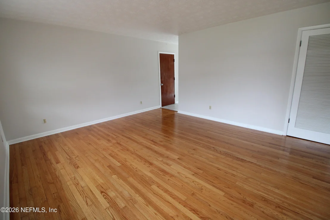 Photo of 302 SHORE Drive