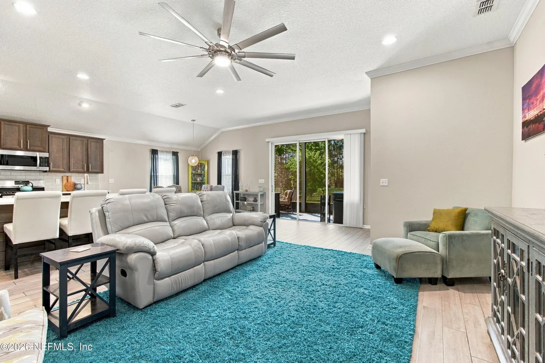 Photo of 738 SHETLAND Drive