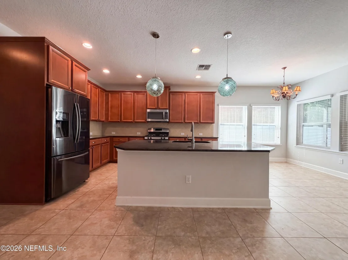 Photo of 288 CAMERON Drive