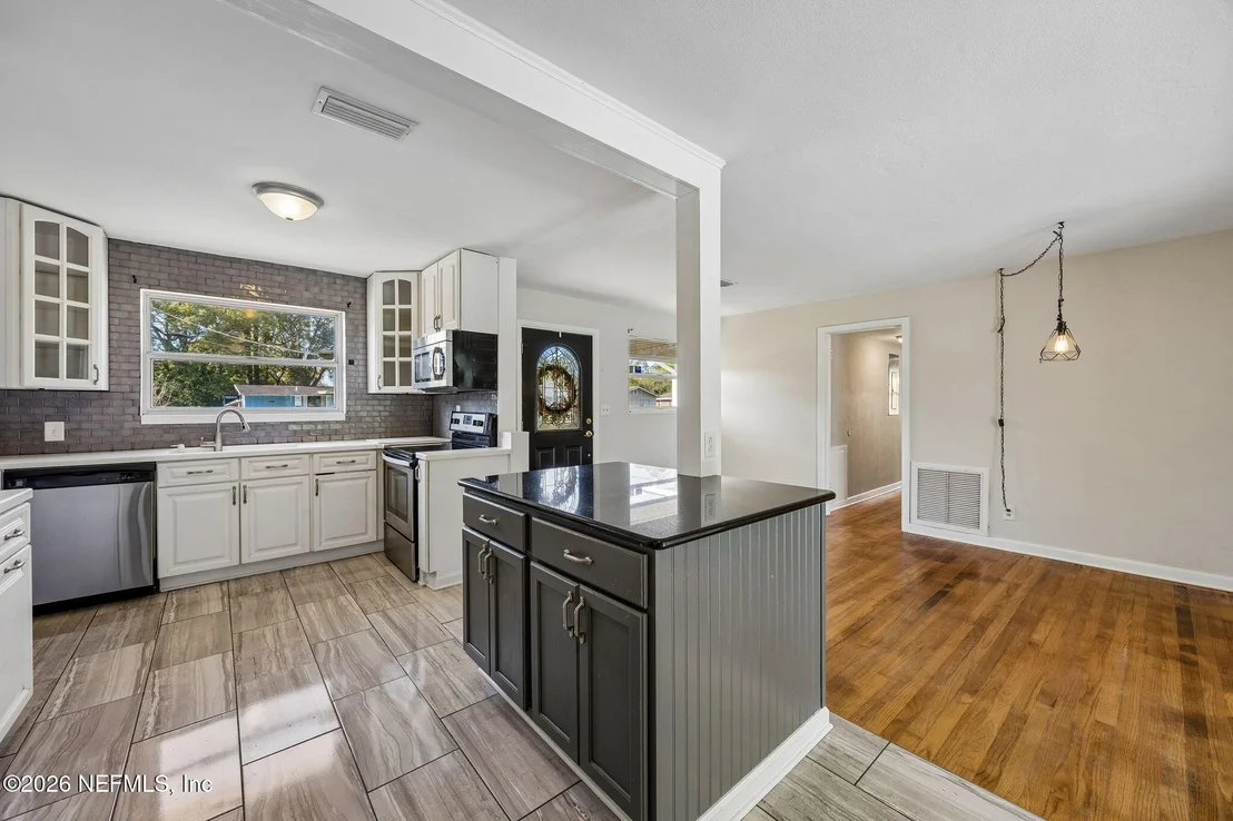 Photo of 3647 CORONADO Road