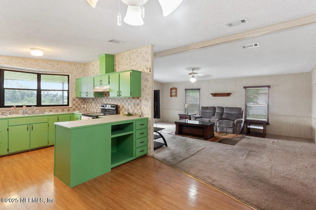 Photo of 100 MANGELS Drive