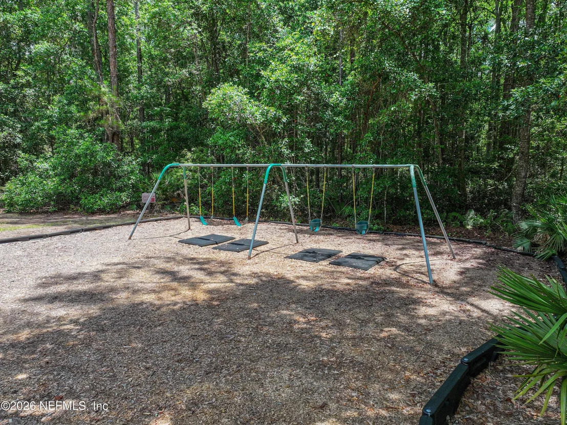 Photo of 2781 OAKGROVE Avenue