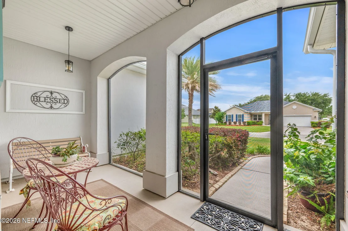 Photo of 216 DEERFIELD GLEN Drive