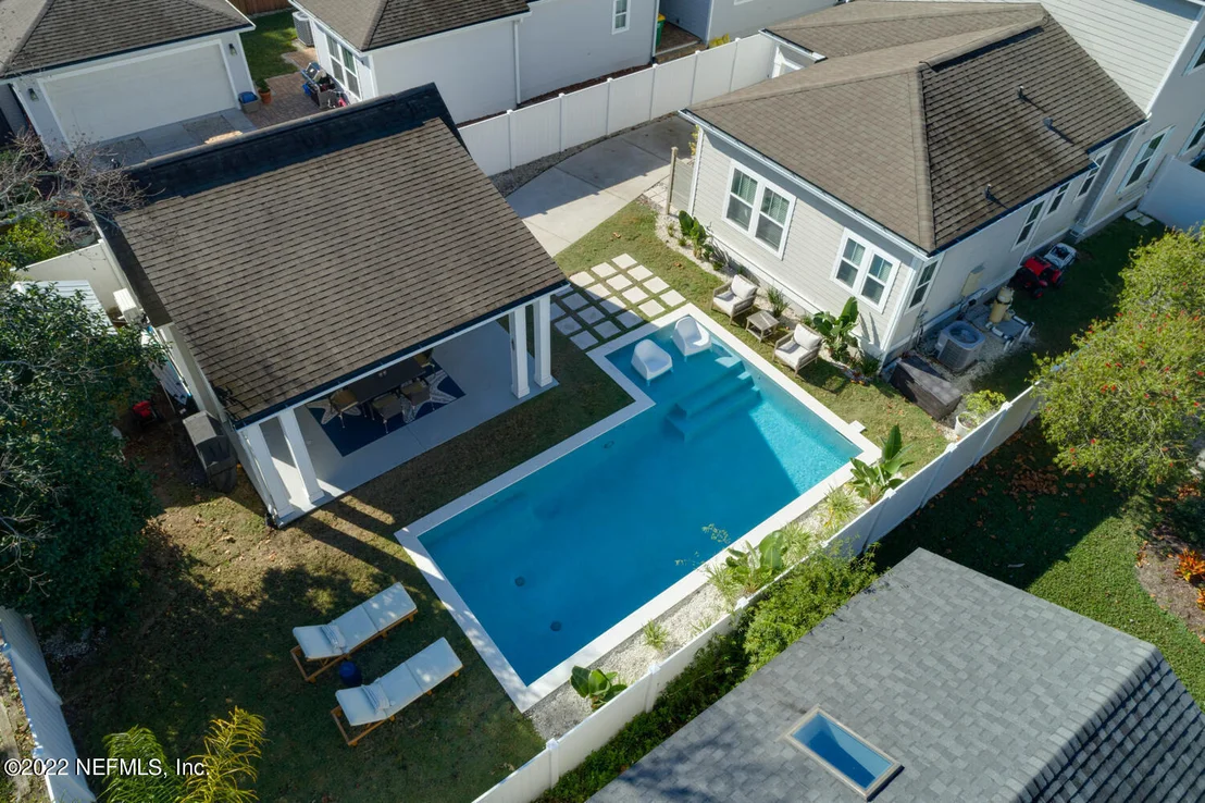 Photo of 3939 PALM Way
