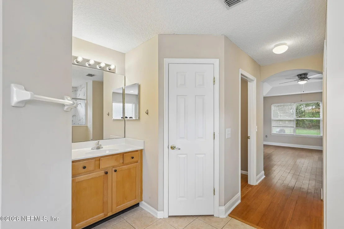 Photo of 1530 RIVERTRACE Drive