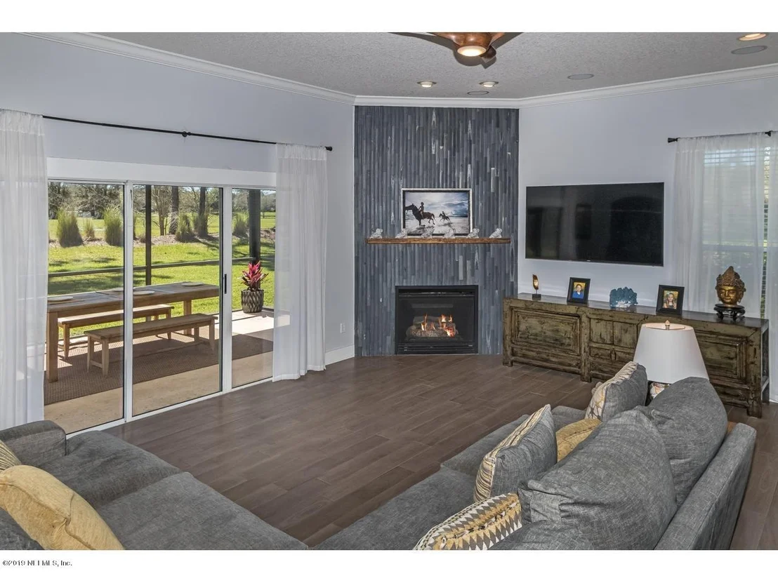 Photo of 1613 CALABRIA Court