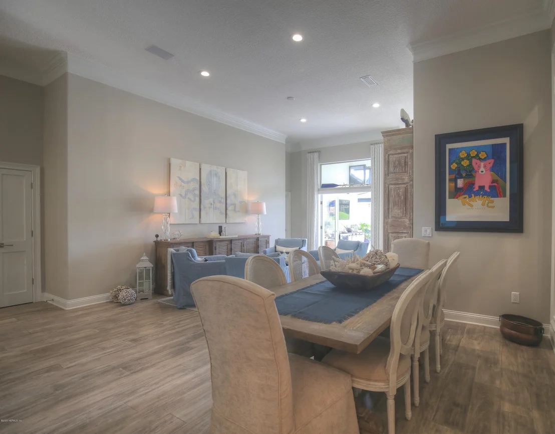 Photo of 232 LAUREL Lane