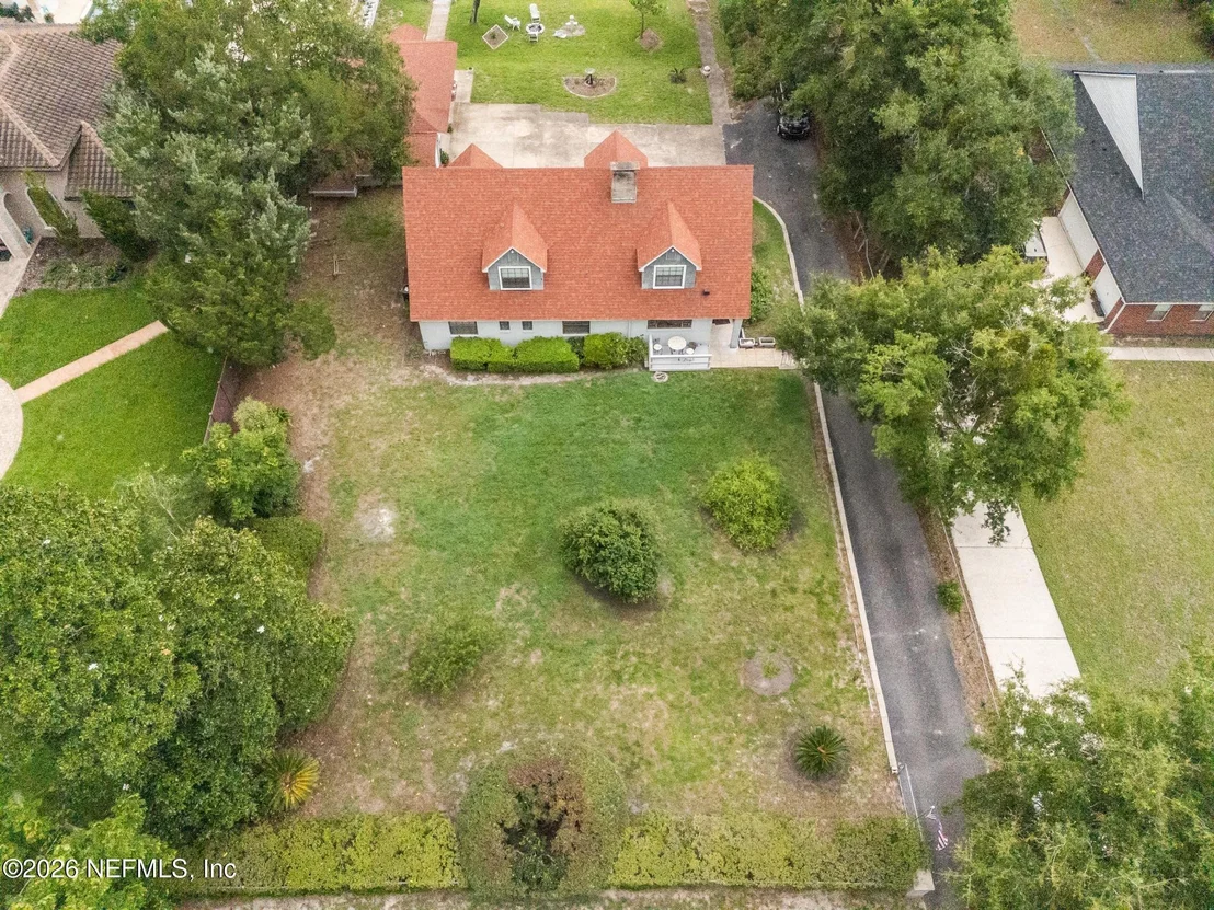 Photo of 1375 CEDAR BAY Road