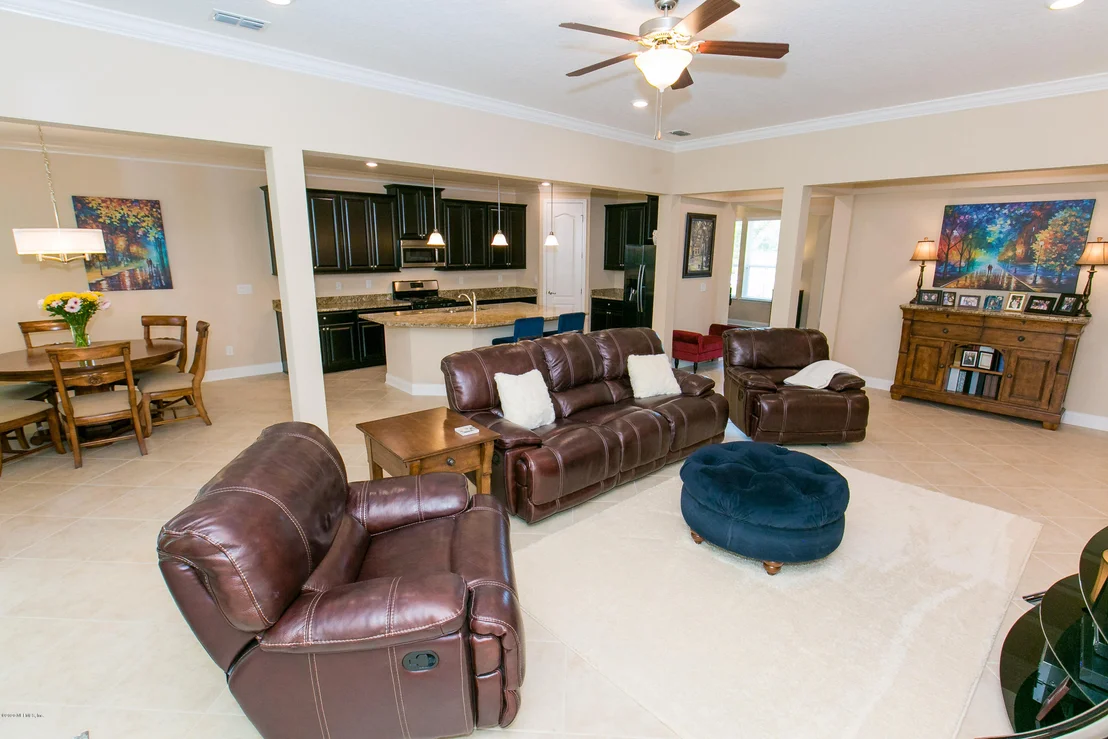 Photo of 228 RINCON Drive