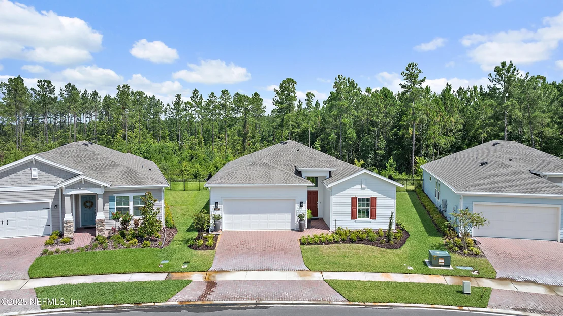Photo of 75837 PONDSIDE Lane