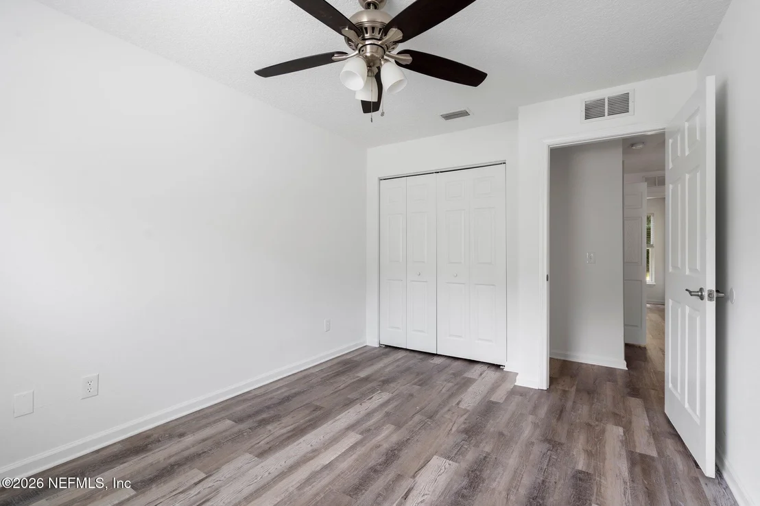 Photo of 860 W 6TH Street