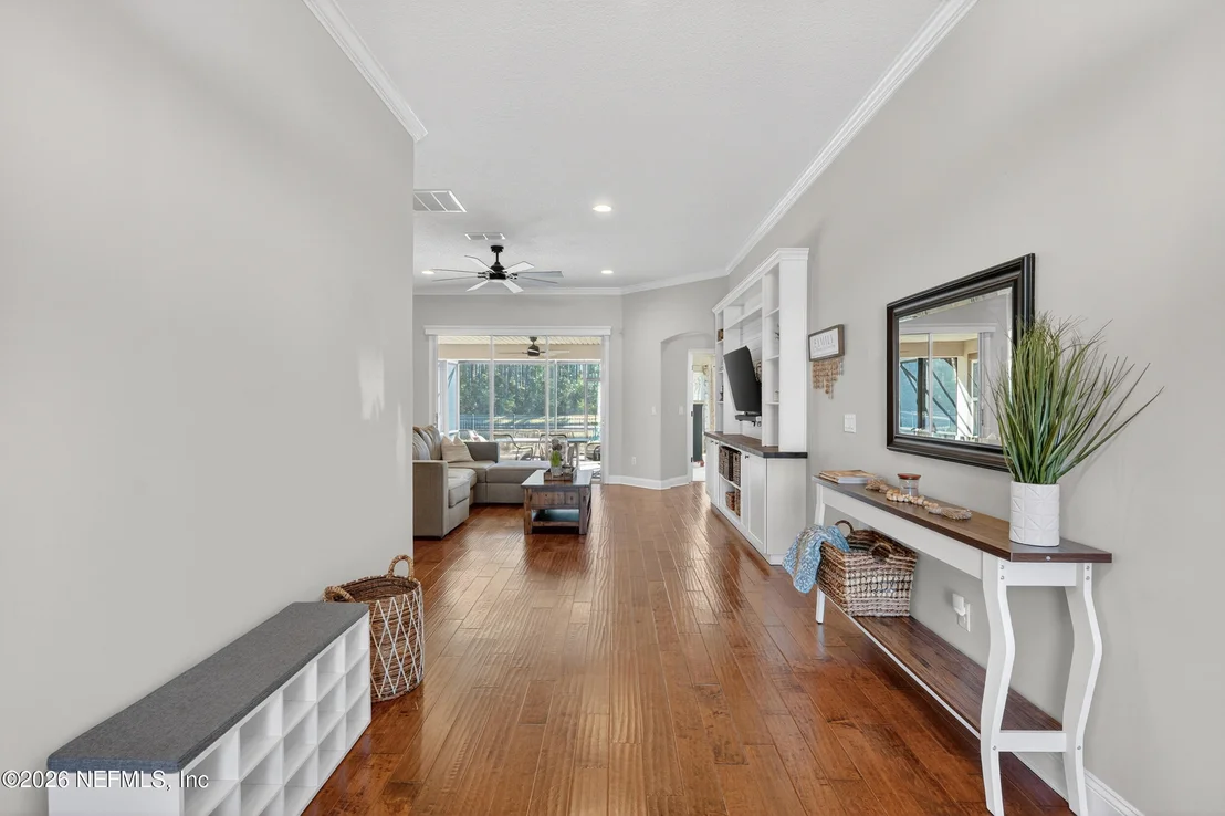 Photo of 144 SCOTLAND YARD Boulevard
