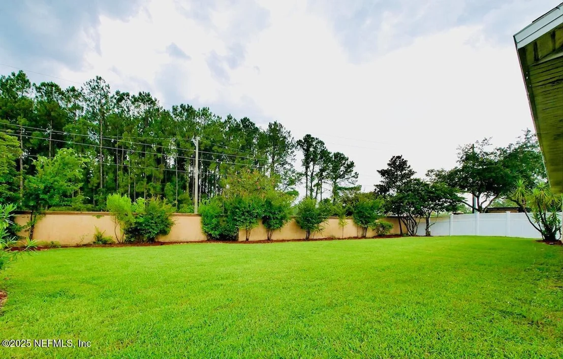 Photo of 12434 TROPIC Drive